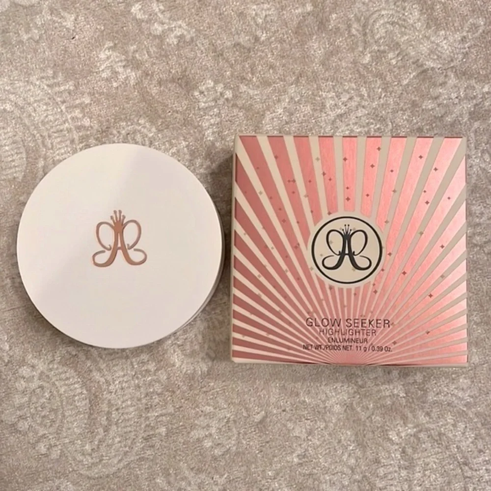 Brand New Anastasia Beverly Hills Glow Seeker Highlighter Sun Idol Illuminator